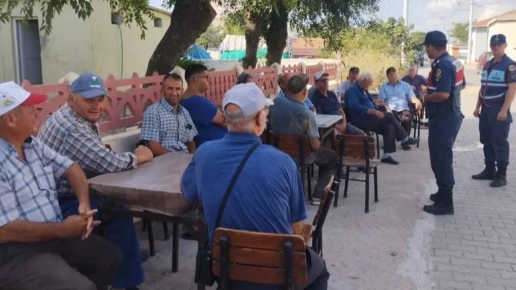 Edirne’de vatandaşlar dolandırıcılığa karşı bilgilendirildi
