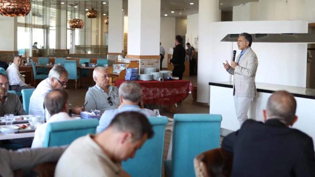 Gemlik’te Belediye-muhtar işbirliği ile talepler çözüm buluyor