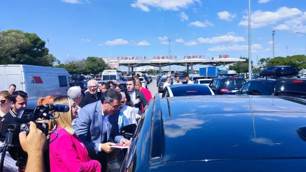 Kapıkule’de “Sıla Yolu” Projesi kapsamında gurbetçiler karşılandı